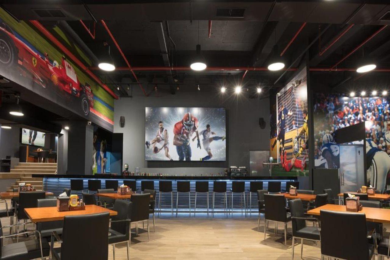 Отель Barcelo Сан-Сальвадор Экстерьер фото The Sports Bar